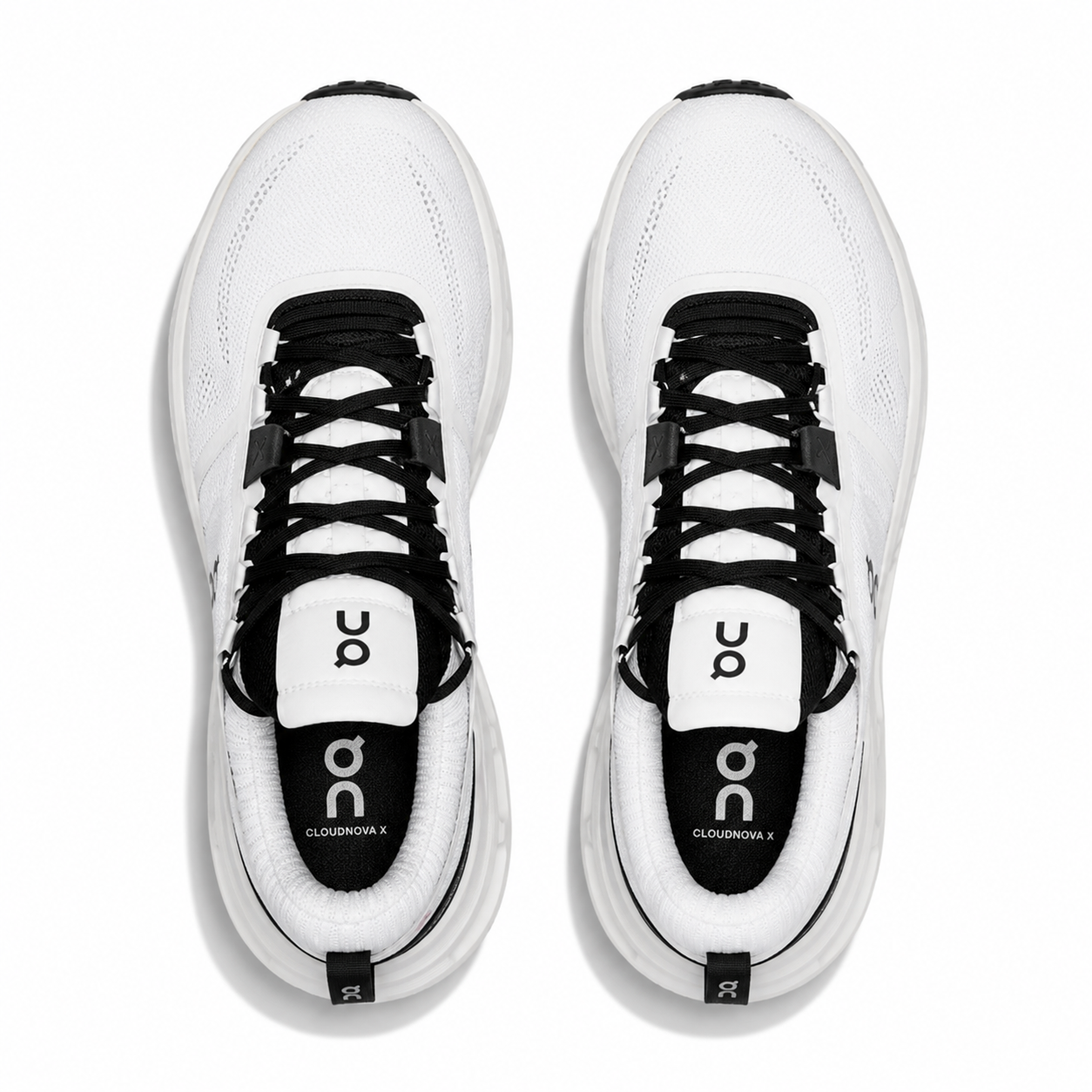Tenis de Entrenamiento On Cloudnova X White Black Mujer