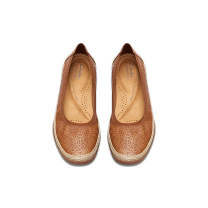 Calzado Clarks ELAINA RAE TAN LEATHER / CUIR BRUN