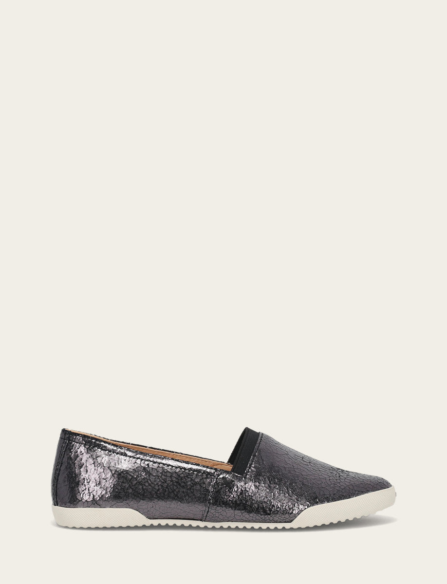 Frye Melanie Slip On Pewter Mirror - perspectiva
