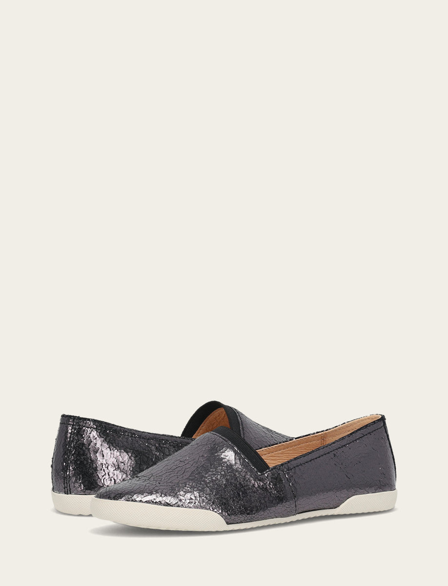 Frye Melanie Slip On Pewter Mirror - detalle